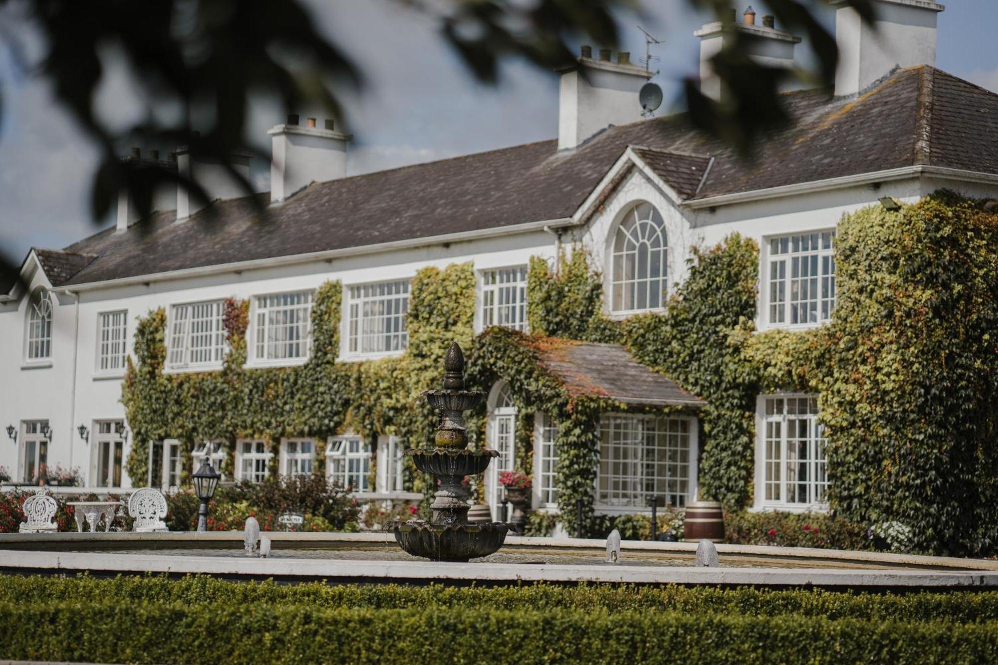 Crover House Hotel & Golf Club Mountnugent Екстериор снимка