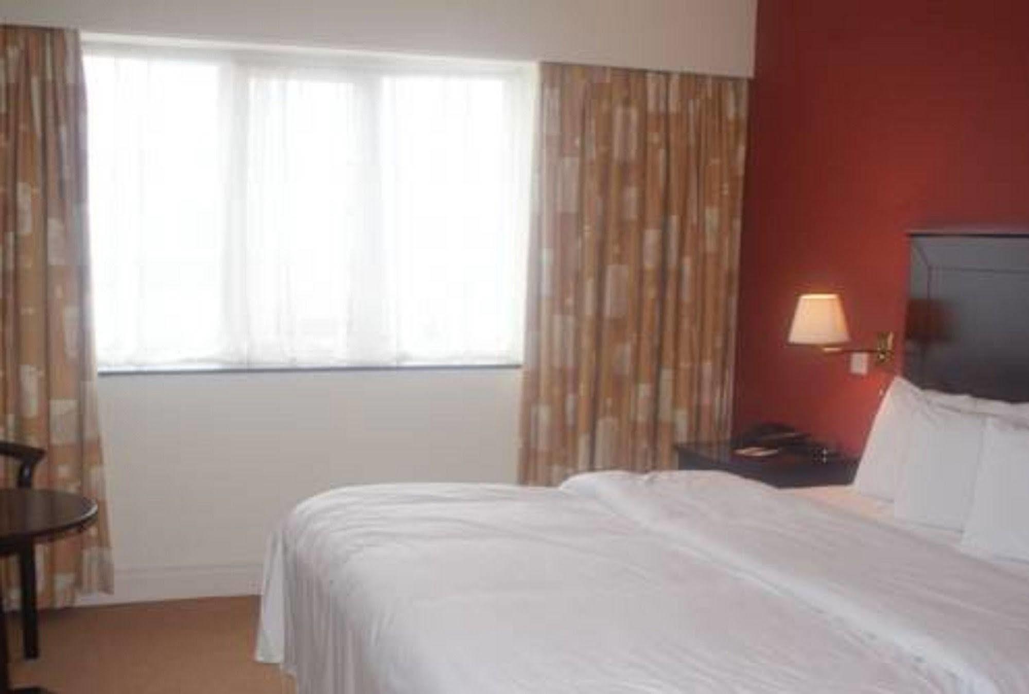Crover House Hotel & Golf Club Mountnugent Екстериор снимка