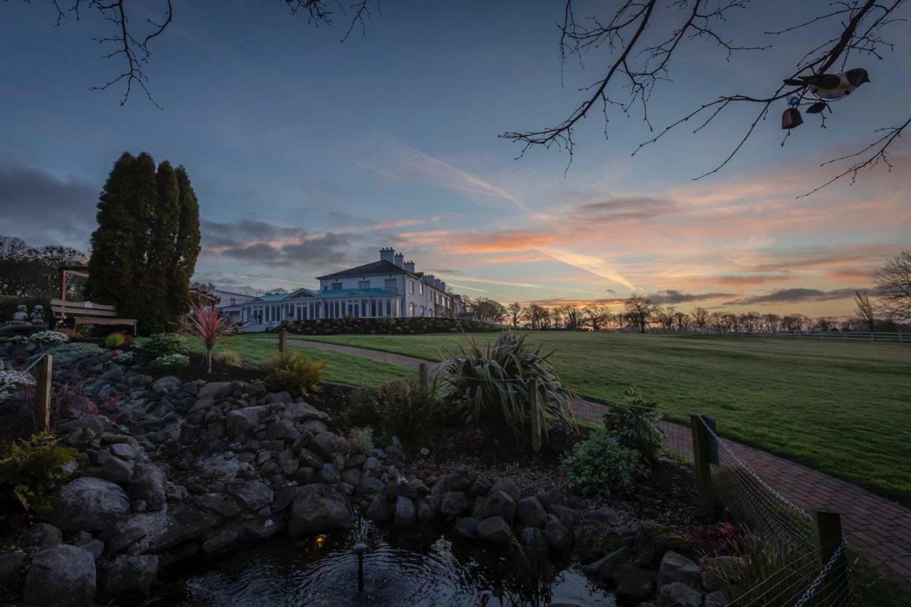 Crover House Hotel & Golf Club Mountnugent Екстериор снимка
